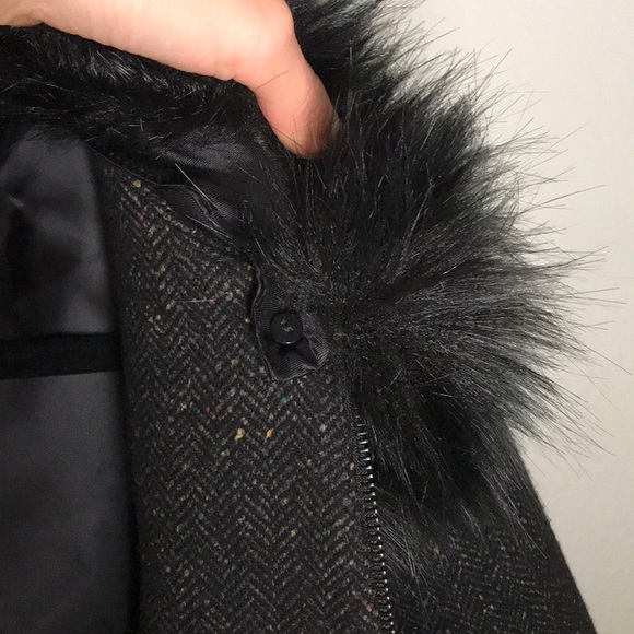 ZARA coat with faux fur collar size S - Picture 8 of 9